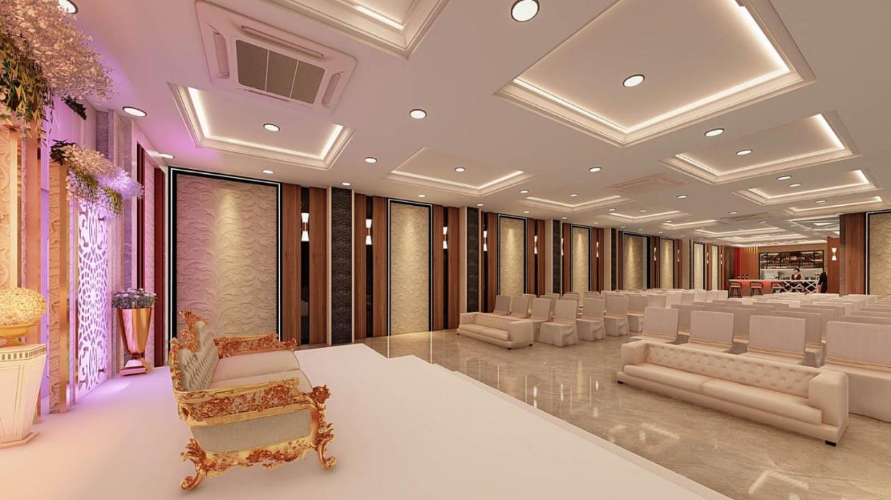 Hotel Olive Crown Lucknow Extérieur photo