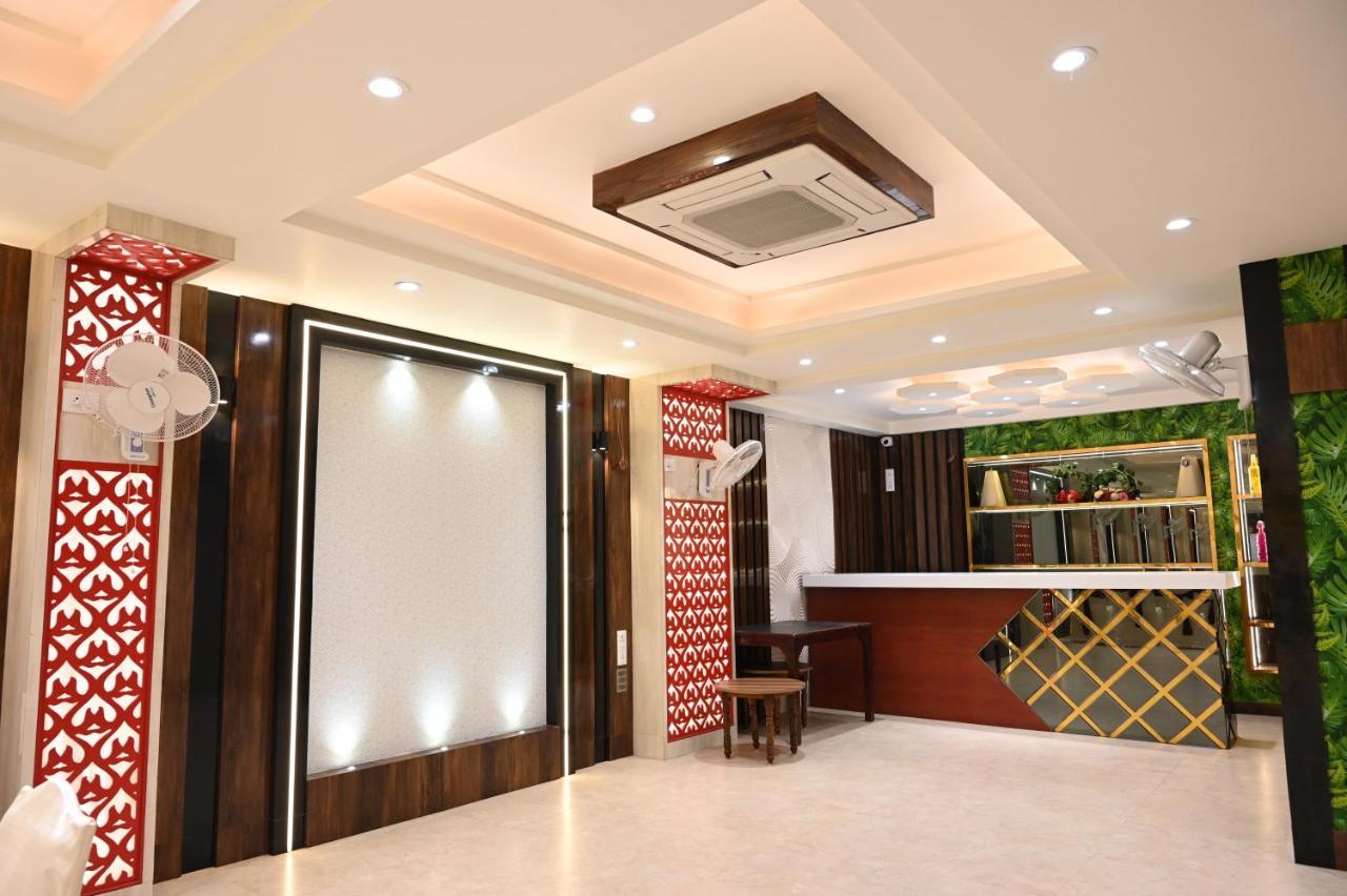 Hotel Olive Crown Lucknow Extérieur photo